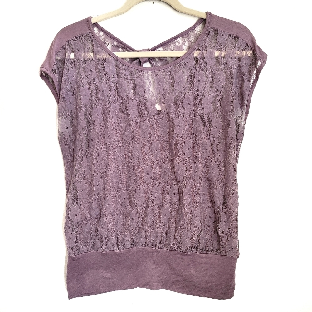 Pretty Good Top L Large Lilac Floral Lace